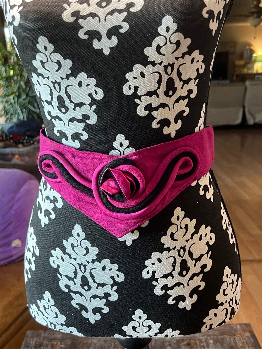 Vintage Women’s Magenta Fabric Statement Waist Belt with Rosette